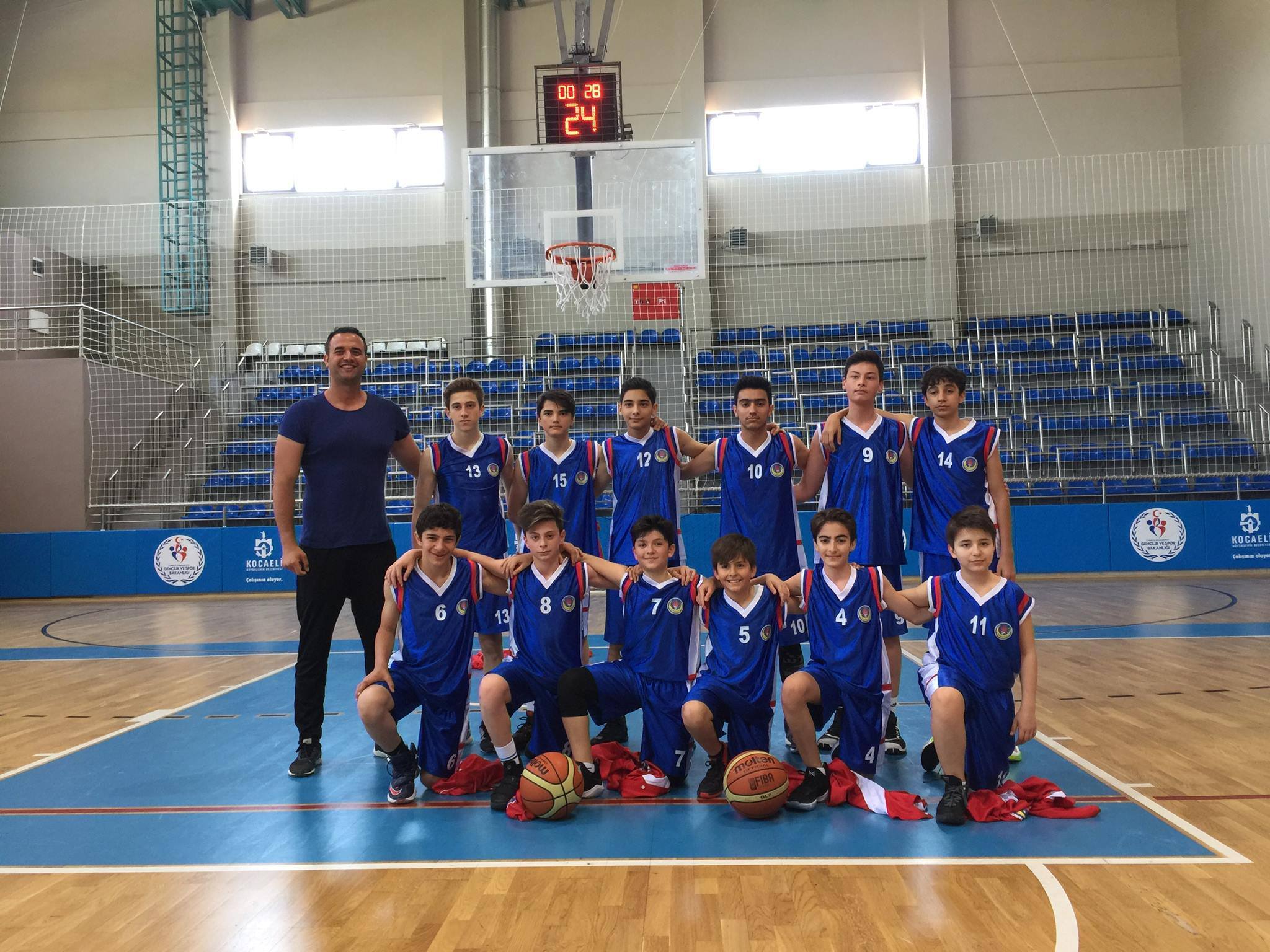 TED KOCAELİ KOLEJİ YILDIZ ERKEK BASKETBOL TAKIMI ŞAMPİYON OLDU