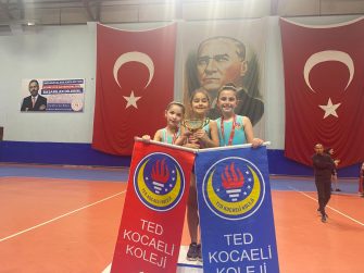 Artistik Jimnastik Minik –B Kızlar Kategorisinde TED Kocaeli Koleji İl Birincisi Oldu