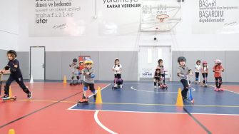 TED Kocaeli Koleji Anasınıfı Öğrencileri Scooter Kullanmayı Öğreniyorlar